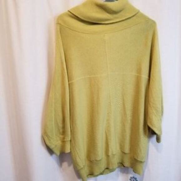 Chico's Green cowl neck sweater - Picture 2 of 5